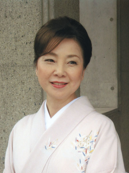 森田 りえ子 氏　日本画家